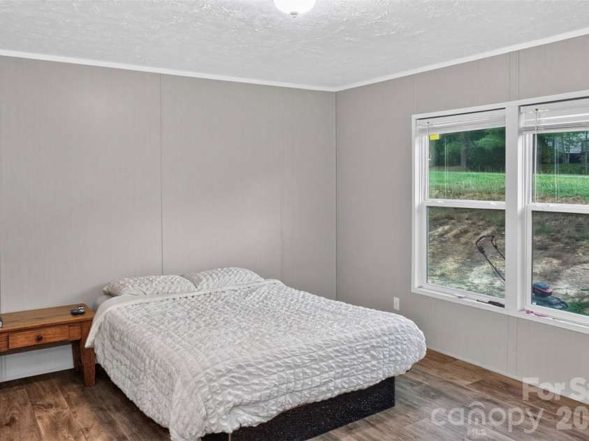 742 Sidney Cornwell Drive, Catawba, SC 29704.  MLS# CAR4402578, YatesRealty ID 36415. Primary Bedroom