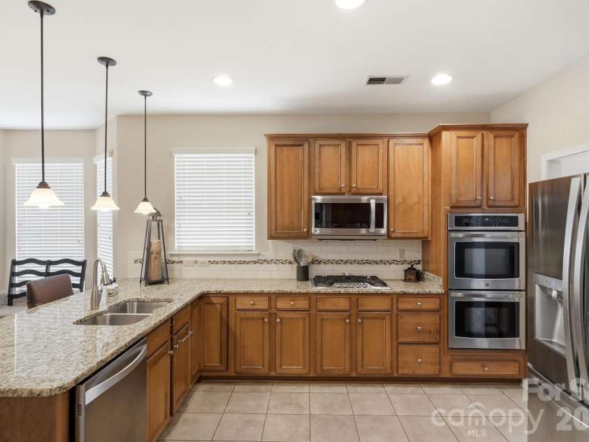 970 Platinum Drive, Fort Mill, SC 29708.  MLS# CAR4401063, YatesRealty ID 36416. 