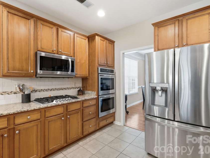 970 Platinum Drive, Fort Mill, SC 29708.  MLS# CAR4401063, YatesRealty ID 36416. 