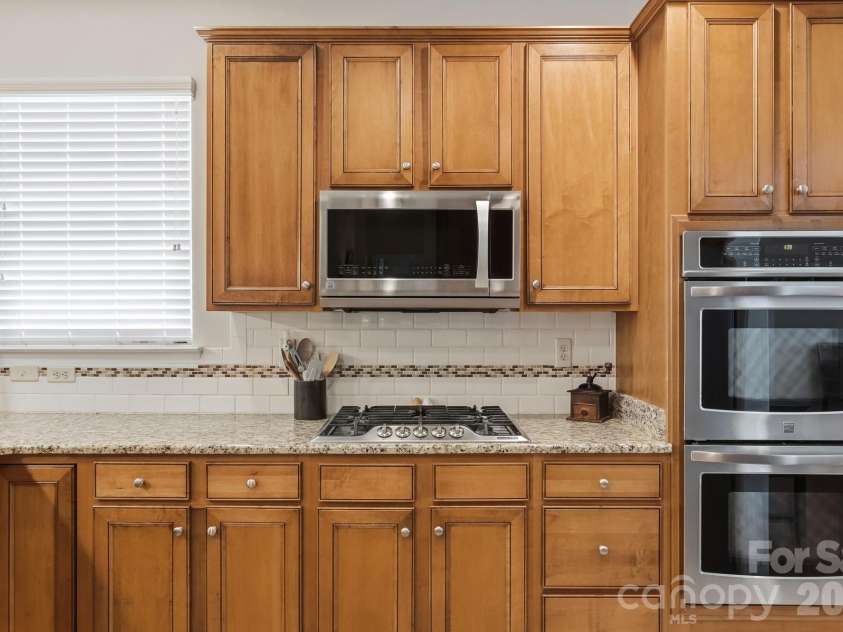 970 Platinum Drive, Fort Mill, SC 29708.  MLS# CAR4401063, YatesRealty ID 36416. 