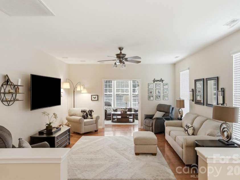 970 Platinum Drive, Fort Mill, SC 29708.  MLS# CAR4401063, YatesRealty ID 36416. 