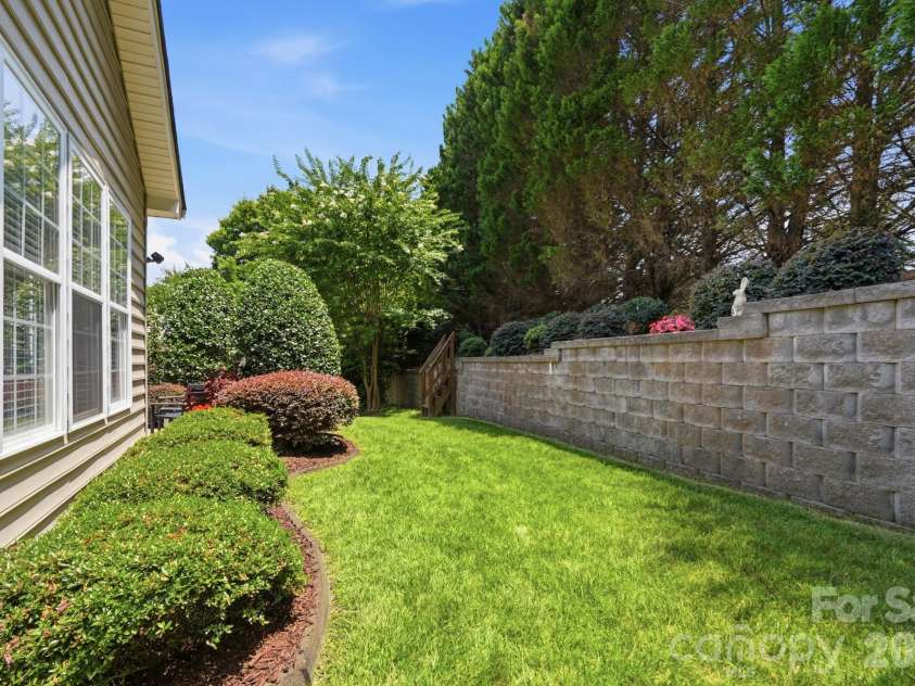 970 Platinum Drive, Fort Mill, SC 29708.  MLS# CAR4401063, YatesRealty ID 36416. 