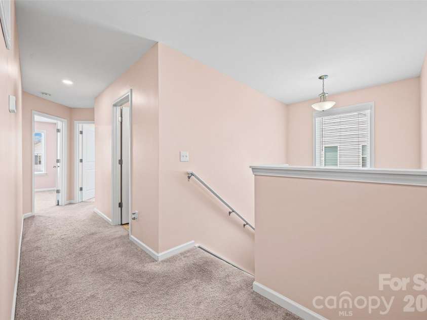 10210 Holly Park Drive, Charlotte, NC 28214.  MLS# CAR4402789, YatesRealty ID 36418. 