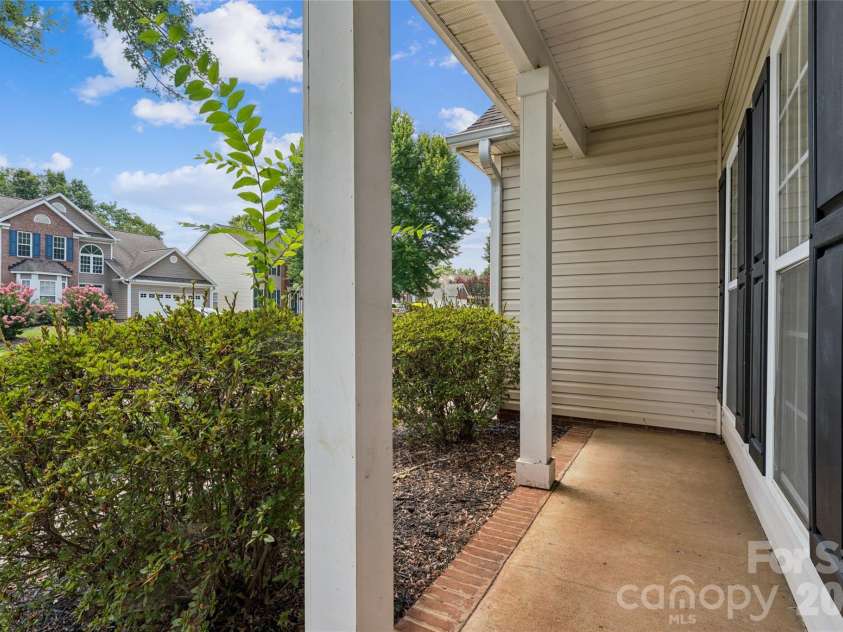 10906 Chamberlain Hall Court, Charlotte, NC 28277.  MLS# CAR4402127, YatesRealty ID 36419. 