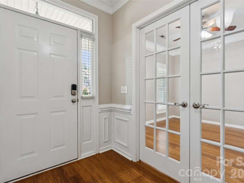 10906 Chamberlain Hall Court, Charlotte, NC 28277.  MLS# CAR4402127, YatesRealty ID 36419. 