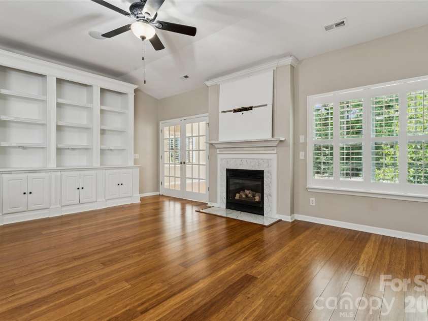 10906 Chamberlain Hall Court, Charlotte, NC 28277.  MLS# CAR4402127, YatesRealty ID 36419. 