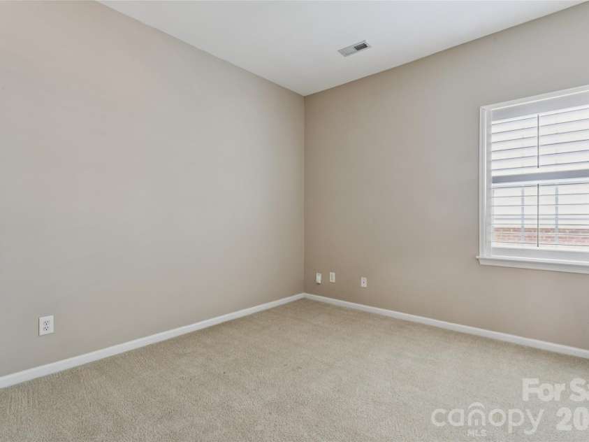 10906 Chamberlain Hall Court, Charlotte, NC 28277.  MLS# CAR4402127, YatesRealty ID 36419. 