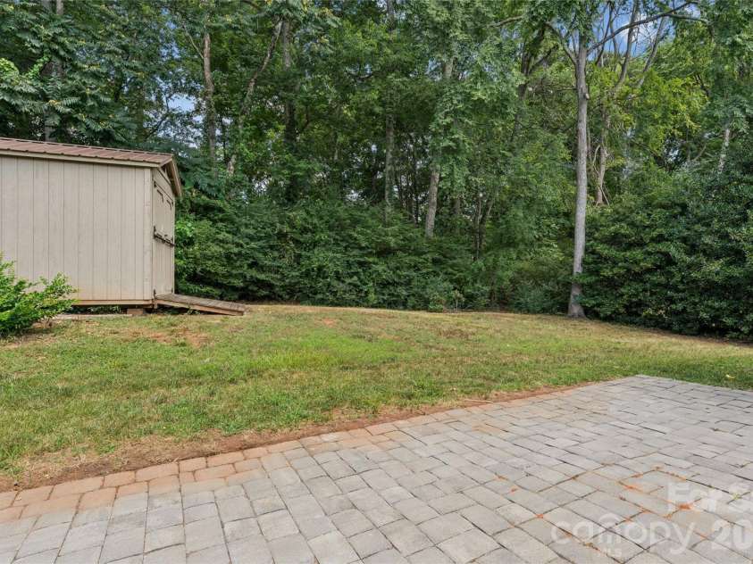 10906 Chamberlain Hall Court, Charlotte, NC 28277.  MLS# CAR4402127, YatesRealty ID 36419. 