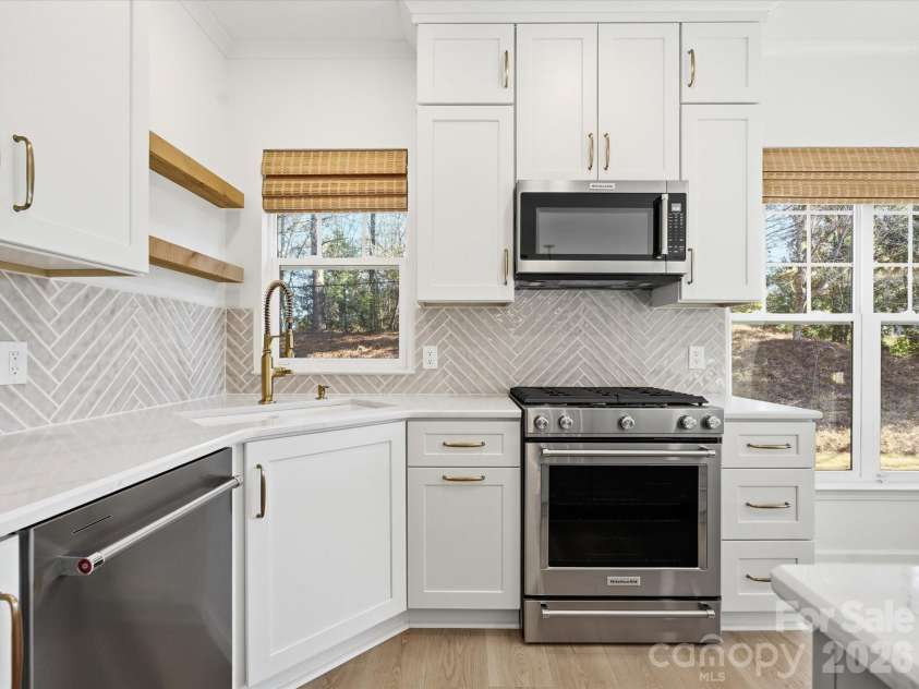 28138 Song Sparrow Lane, Fort Mill, SC 29707.  MLS# CAR4338126, YatesRealty ID 3642. 