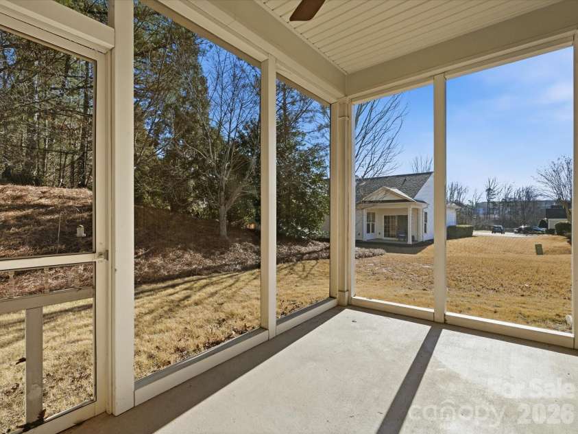 28138 Song Sparrow Lane, Fort Mill, SC 29707.  MLS# CAR4338126, YatesRealty ID 3642. 
