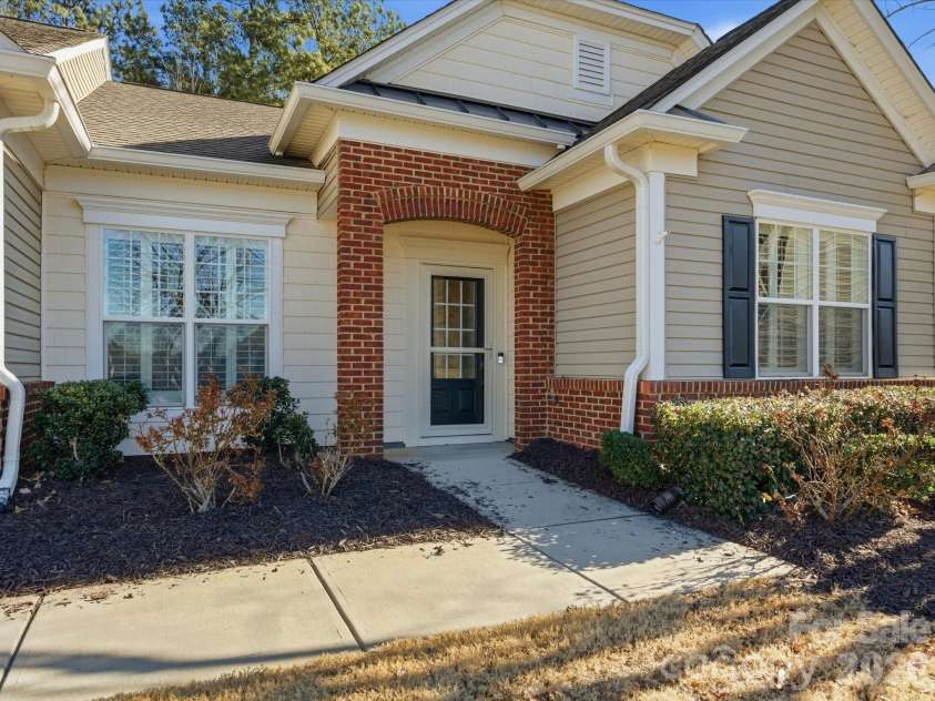 28138 Song Sparrow Lane, Fort Mill, SC 29707.  MLS# CAR4338126, YatesRealty ID 3642. 