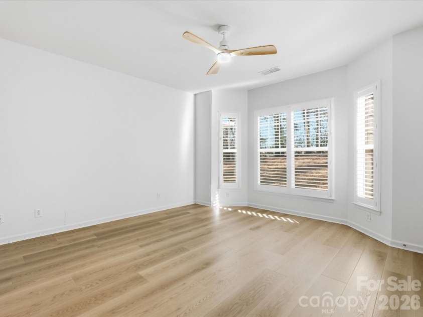 28138 Song Sparrow Lane, Fort Mill, SC 29707.  MLS# CAR4338126, YatesRealty ID 3642. Primary Bedroom