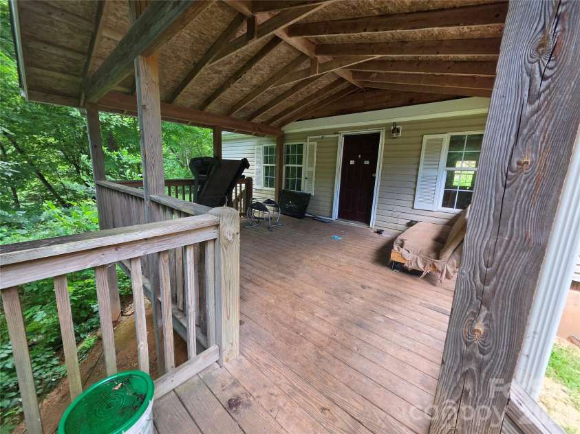 119 Miracle Mountain Road, Bryson City, NC 28713.  MLS# CAR4402180, YatesRealty ID 36420. 