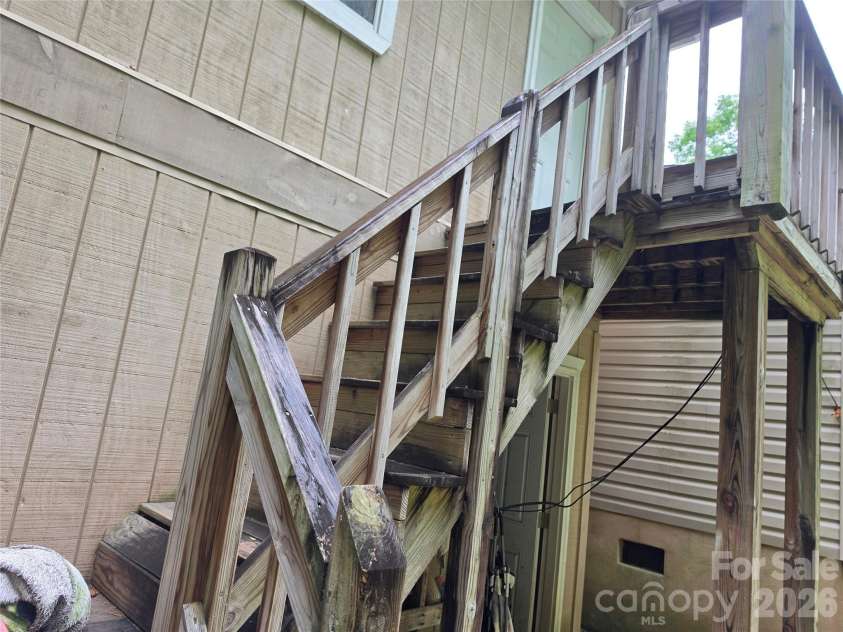 119 Miracle Mountain Road, Bryson City, NC 28713.  MLS# CAR4402180, YatesRealty ID 36420. 