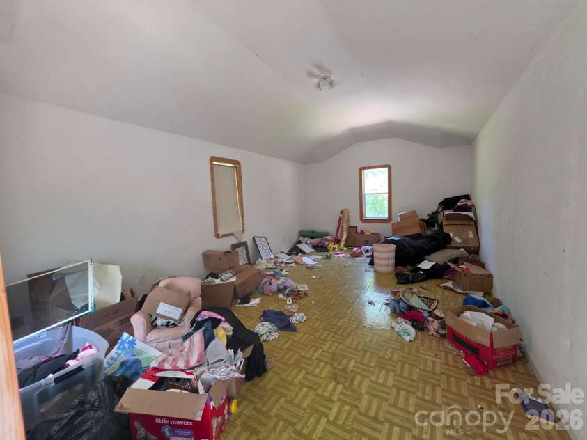 119 Miracle Mountain Road, Bryson City, NC 28713.  MLS# CAR4402180, YatesRealty ID 36420. 