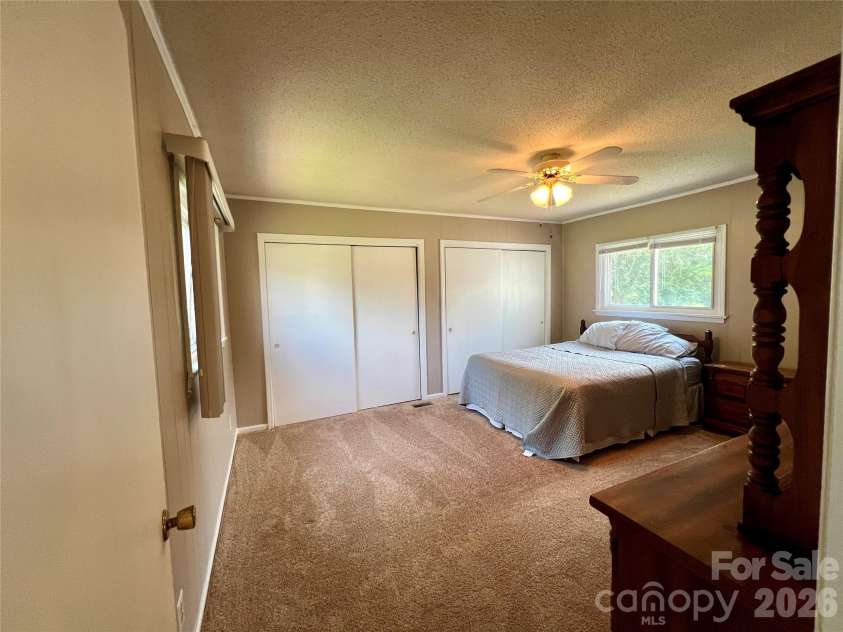 2307 Mclean Street, Gastonia, NC 28054.  MLS# CAR4402528, YatesRealty ID 36421. 