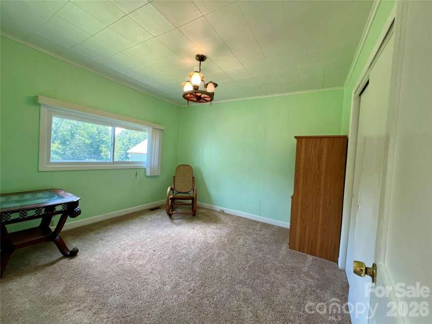 2307 Mclean Street, Gastonia, NC 28054.  MLS# CAR4402528, YatesRealty ID 36421. 