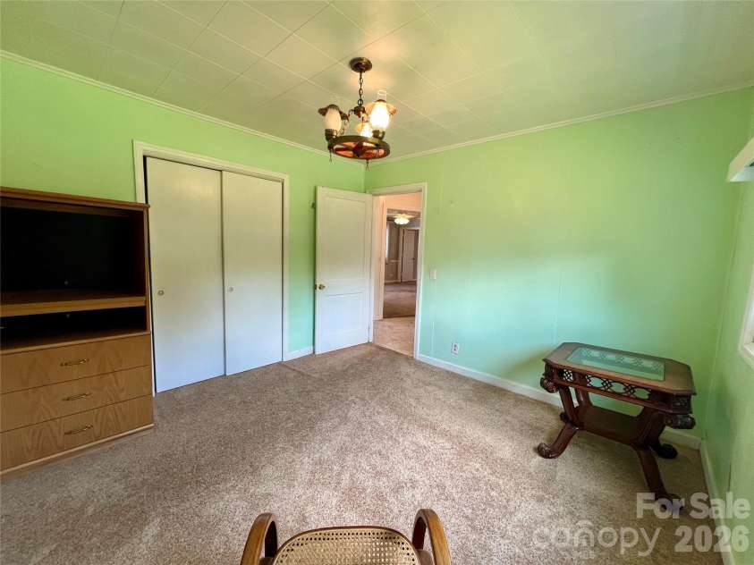 2307 Mclean Street, Gastonia, NC 28054.  MLS# CAR4402528, YatesRealty ID 36421. 