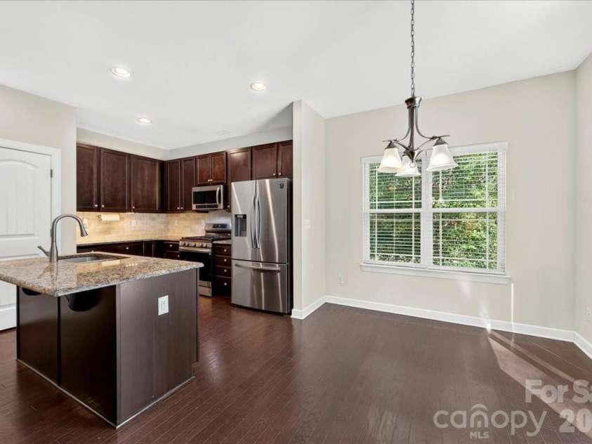 11803 Eversfield Lane, Charlotte, NC 28269.  MLS# CAR4402065, YatesRealty ID 36423. 