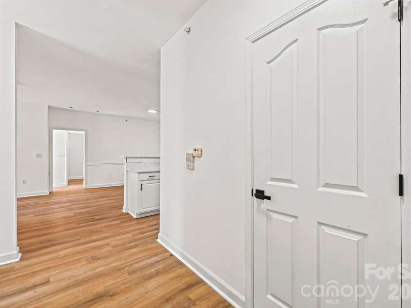 16409 Golden River Lane, Charlotte, NC 28277.  MLS# CAR4401552, YatesRealty ID 36424. 