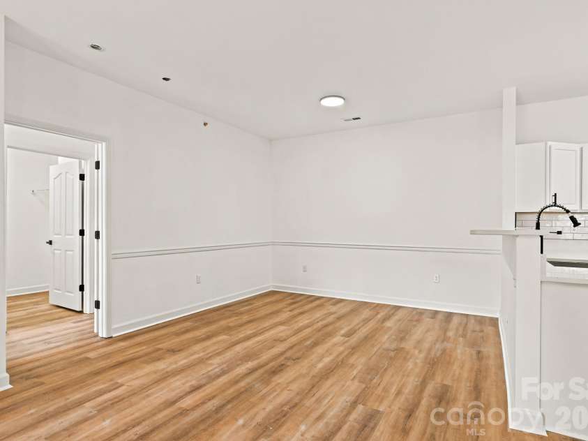 16409 Golden River Lane, Charlotte, NC 28277.  MLS# CAR4401552, YatesRealty ID 36424. 