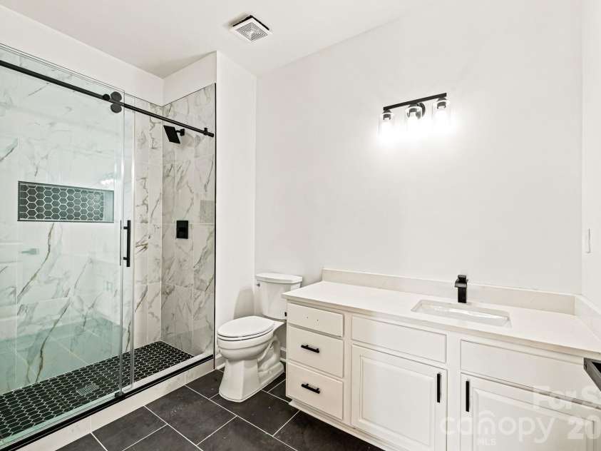 16409 Golden River Lane, Charlotte, NC 28277.  MLS# CAR4401552, YatesRealty ID 36424. 