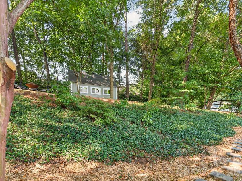 10316 Bon Meade Lane, Cornelius, NC 28031.  MLS# CAR4395622, YatesRealty ID 36425. 