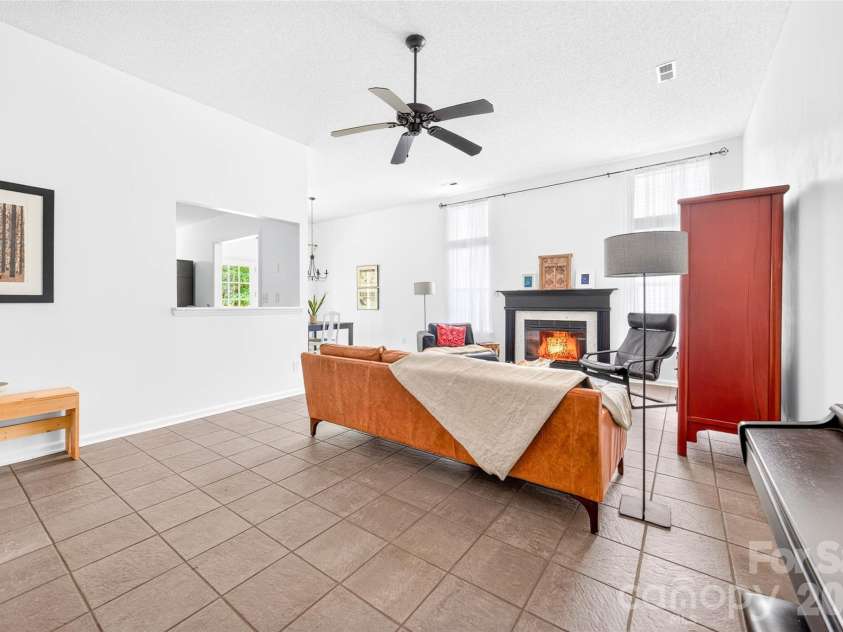 10316 Bon Meade Lane, Cornelius, NC 28031.  MLS# CAR4395622, YatesRealty ID 36425. 