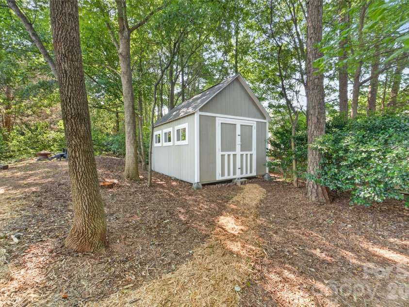 10316 Bon Meade Lane, Cornelius, NC 28031.  MLS# CAR4395622, YatesRealty ID 36425. Large storage shed (205 SF)
