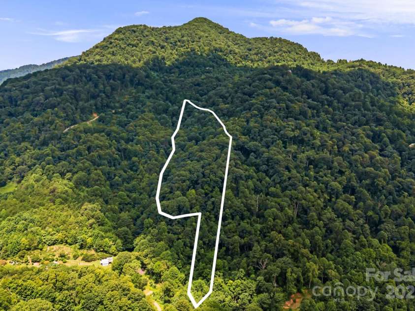 28 Back Stage Pass, Canton, NC 28716.  MLS# CAR4284833, YatesRealty ID 3643. Overlooking Upper Hominy Valley