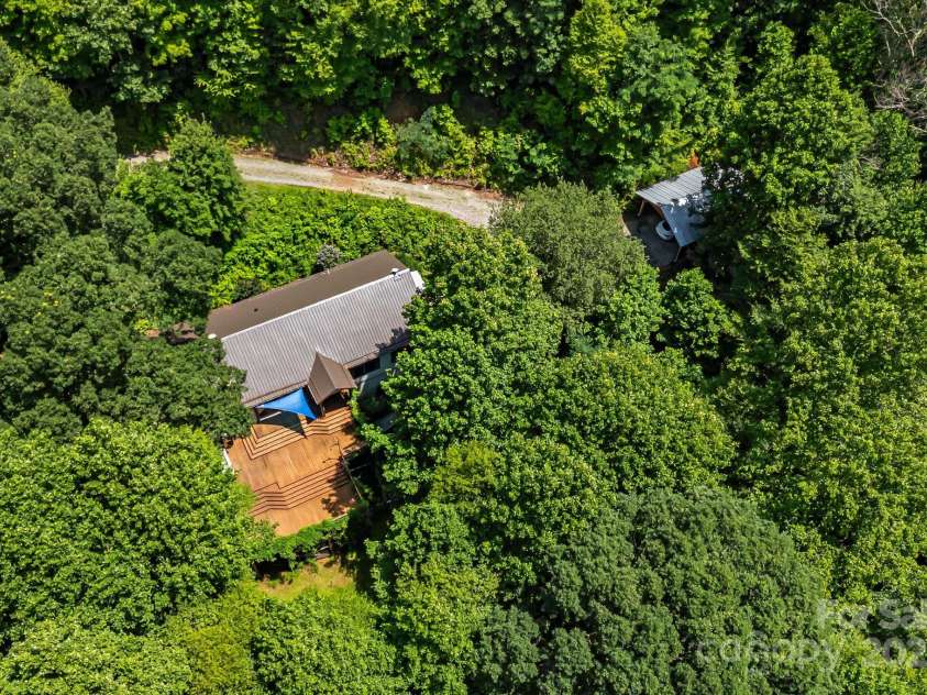 28 Back Stage Pass, Canton, NC 28716.  MLS# CAR4284833, YatesRealty ID 3643. Tucked away on 10+ acres