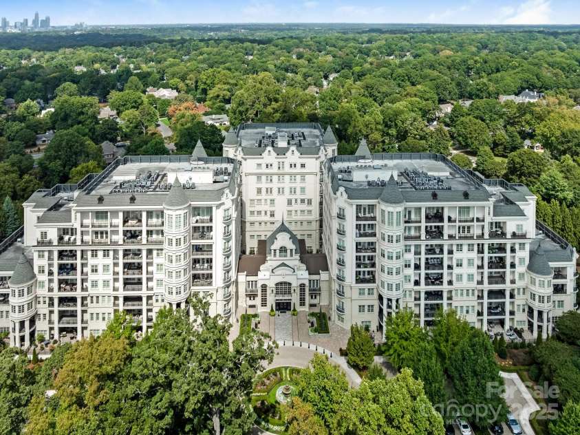 2823 Providence Road, Charlotte, NC 28211.  MLS# CAR4305746, YatesRealty ID 3643. 