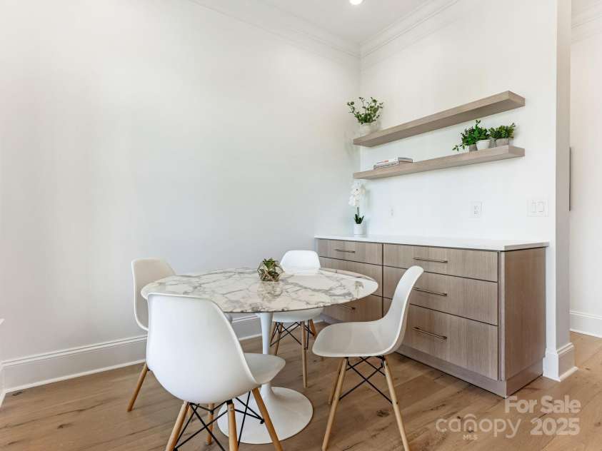 2823 Providence Road, Charlotte, NC 28211.  MLS# CAR4305746, YatesRealty ID 3643. 