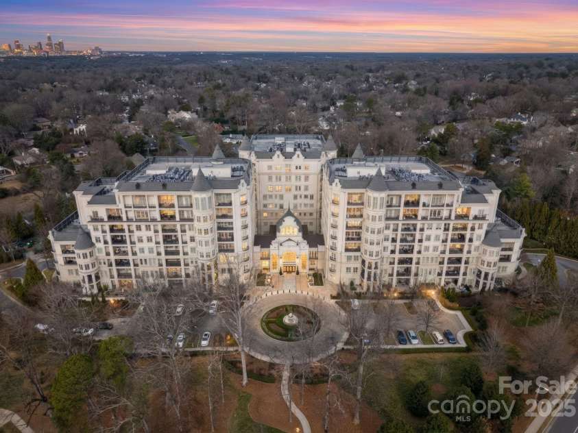 2823 Providence Road, Charlotte, NC 28211.  MLS# CAR4334586, YatesRealty ID 3643. 