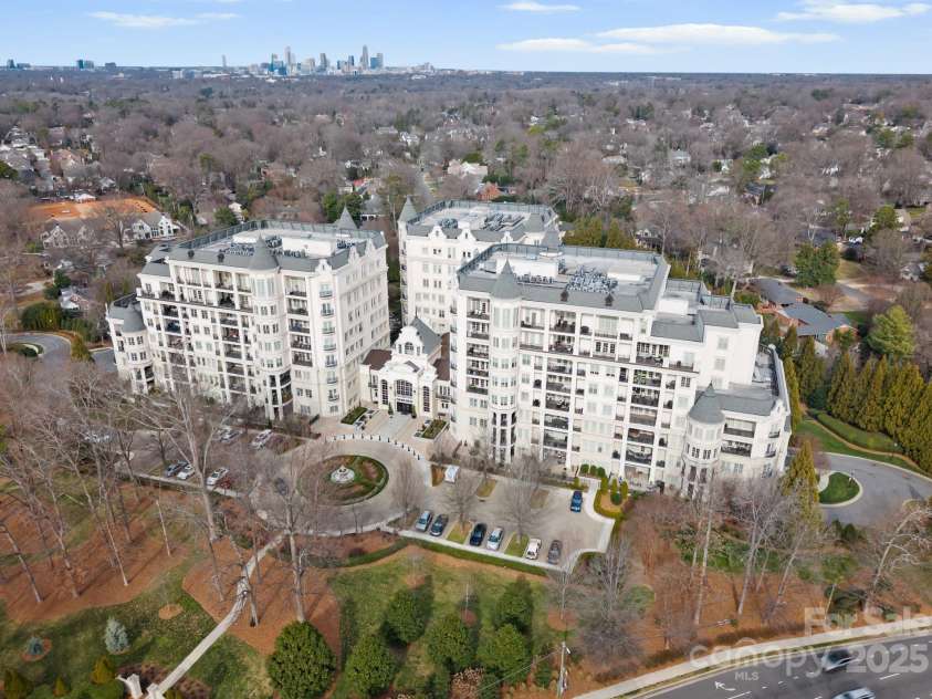 2823 Providence Road, Charlotte, NC 28211.  MLS# CAR4334586, YatesRealty ID 3643. 