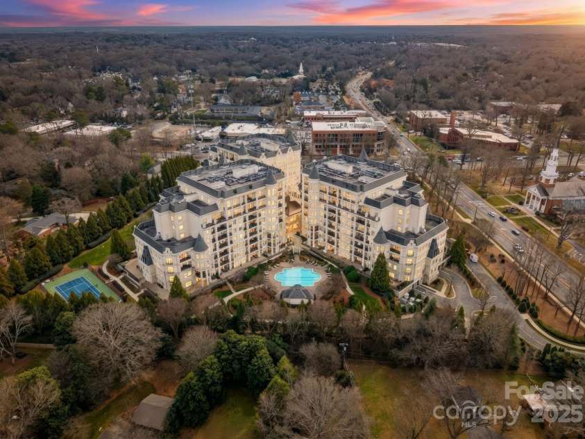 2823 Providence Road, Charlotte, NC 28211.  MLS# CAR4334586, YatesRealty ID 3643. 