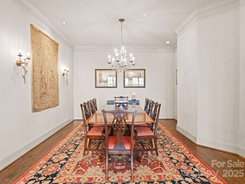 2823 Providence Road, Charlotte, NC 28211.  MLS# CAR4334586, YatesRealty ID 3643. 