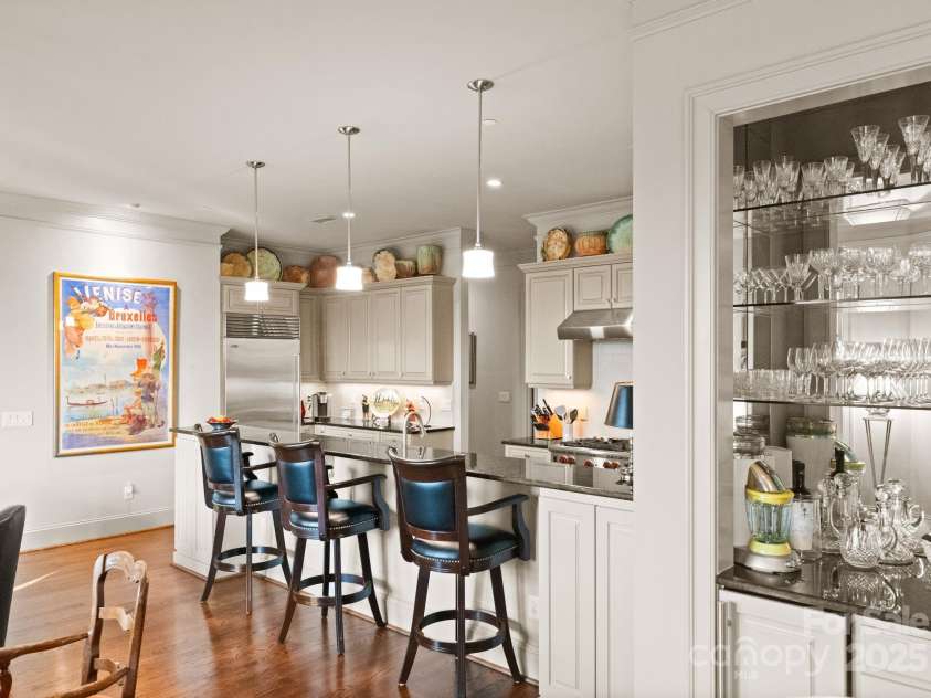 2823 Providence Road, Charlotte, NC 28211.  MLS# CAR4334586, YatesRealty ID 3643. 