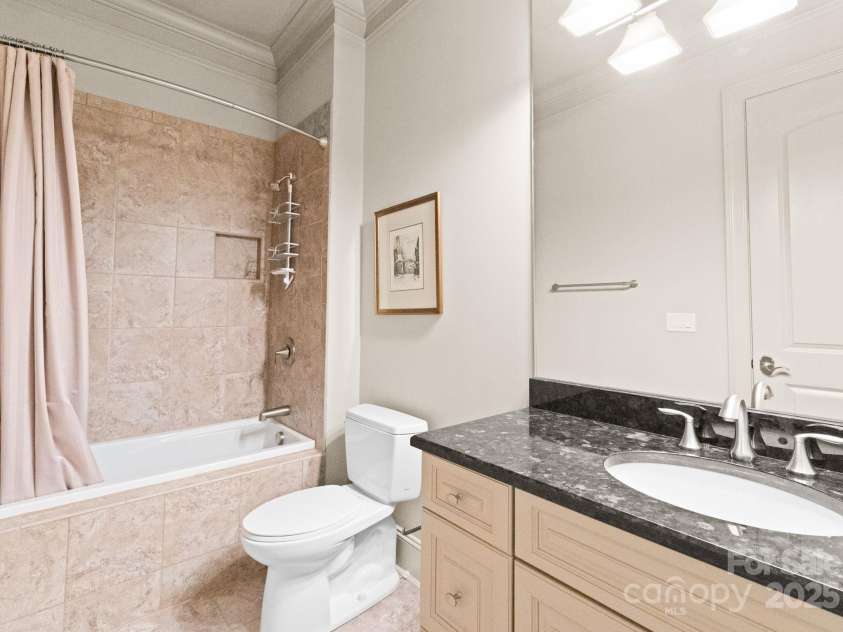 2823 Providence Road, Charlotte, NC 28211.  MLS# CAR4334586, YatesRealty ID 3643. 