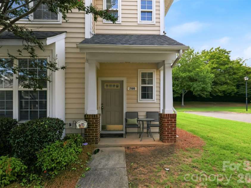 700 Shellstone Place, Fort Mill, SC 29708.  MLS# CAR4399248, YatesRealty ID 36430. 