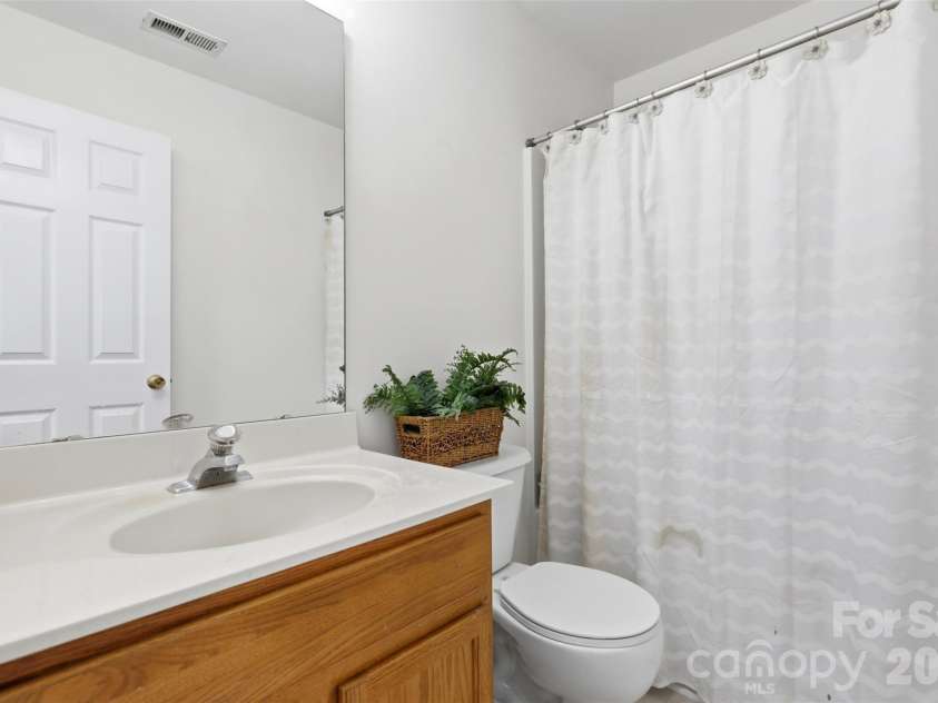 700 Shellstone Place, Fort Mill, SC 29708.  MLS# CAR4399248, YatesRealty ID 36430. 