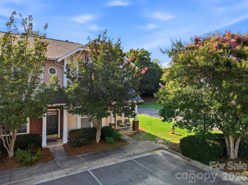 700 Shellstone Place, Fort Mill, SC 29708.  MLS# CAR4399248, YatesRealty ID 36430. 