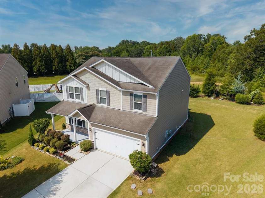1019 Sunflower Lane, Indian Trail, NC 28079.  MLS# CAR4402543, YatesRealty ID 36431. 