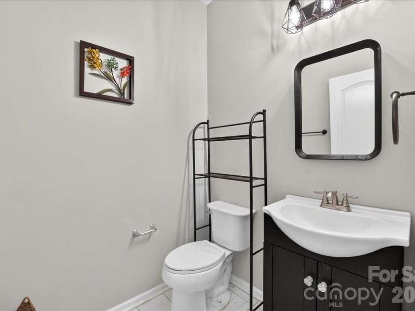 1019 Sunflower Lane, Indian Trail, NC 28079.  MLS# CAR4402543, YatesRealty ID 36431. Half bath on first floor