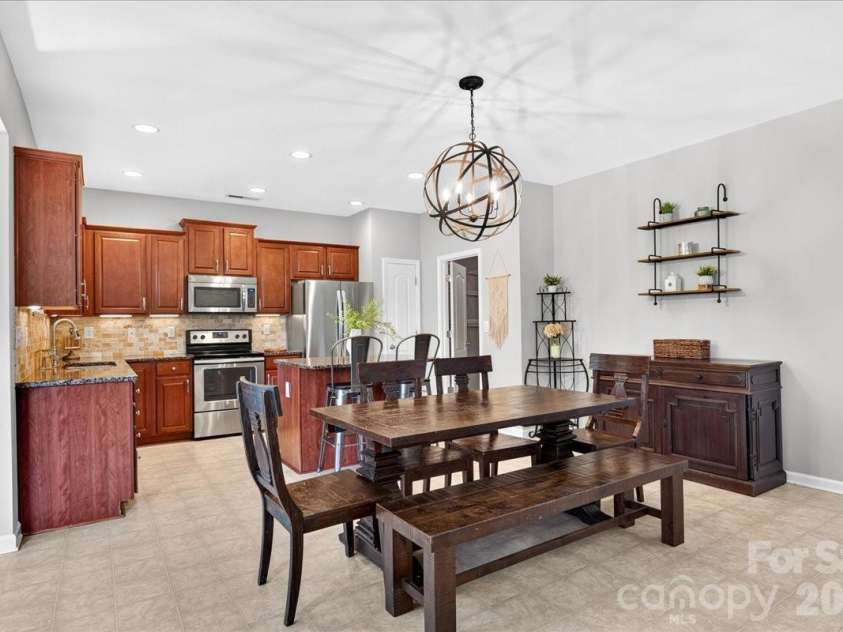 1019 Sunflower Lane, Indian Trail, NC 28079.  MLS# CAR4402543, YatesRealty ID 36431. Kitchen