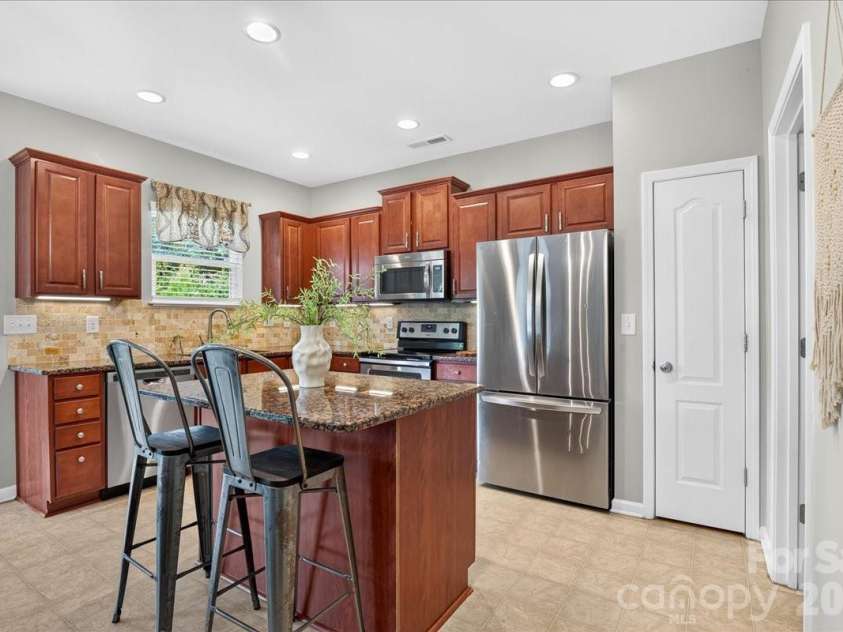 1019 Sunflower Lane, Indian Trail, NC 28079.  MLS# CAR4402543, YatesRealty ID 36431. Kitchen