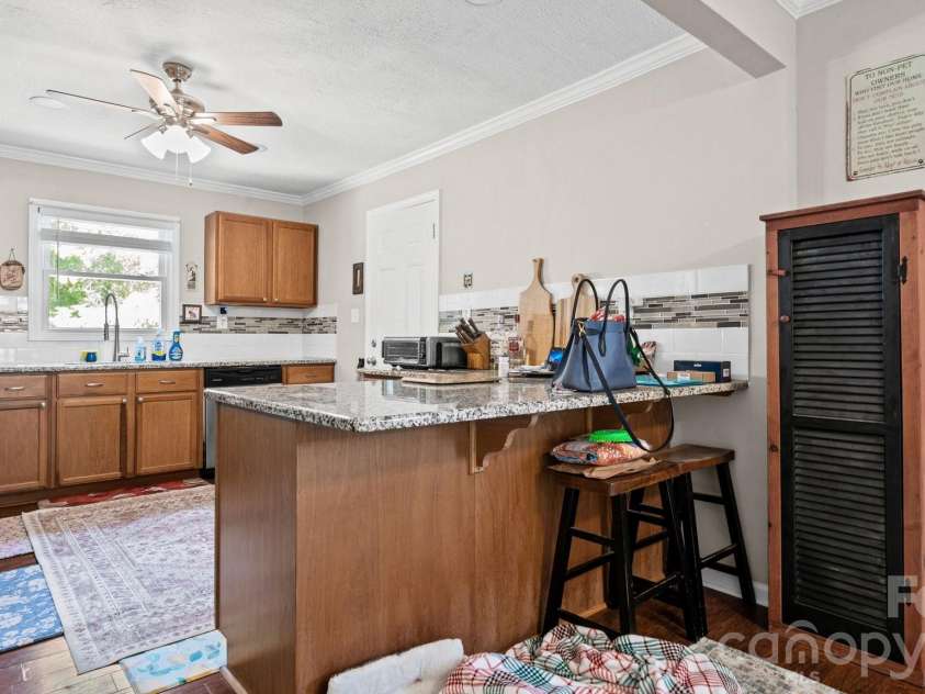 5313 Clearwater Lake Road, Mount Holly, NC 28120.  MLS# CAR4401872, YatesRealty ID 36432. 