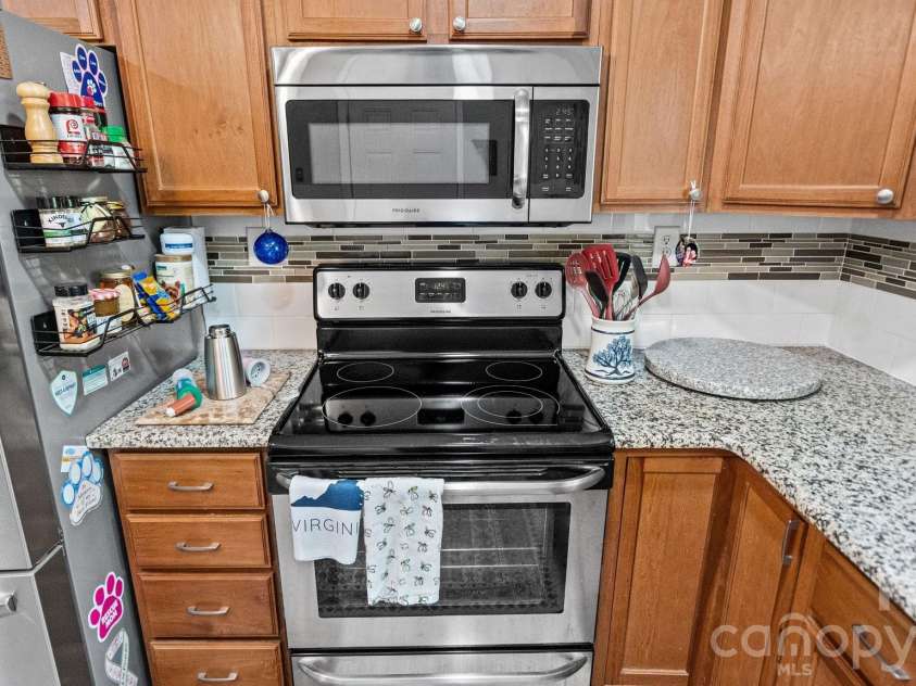 5313 Clearwater Lake Road, Mount Holly, NC 28120.  MLS# CAR4401872, YatesRealty ID 36432. 