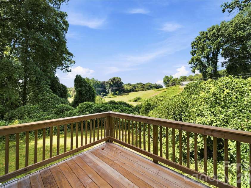 470 Woodberry Drive, Mooresville, NC 28115.  MLS# CAR4394705, YatesRealty ID 36434. Deck at Rear of Home