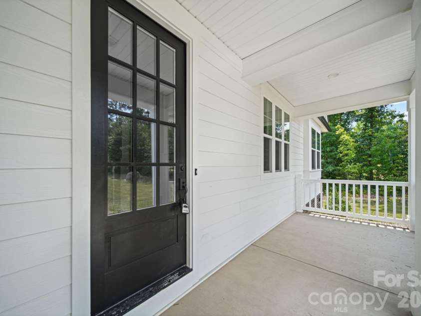 4024 Red Hill Way, Denver, NC 28037.  MLS# CAR4394817, YatesRealty ID 36435. Front Porch